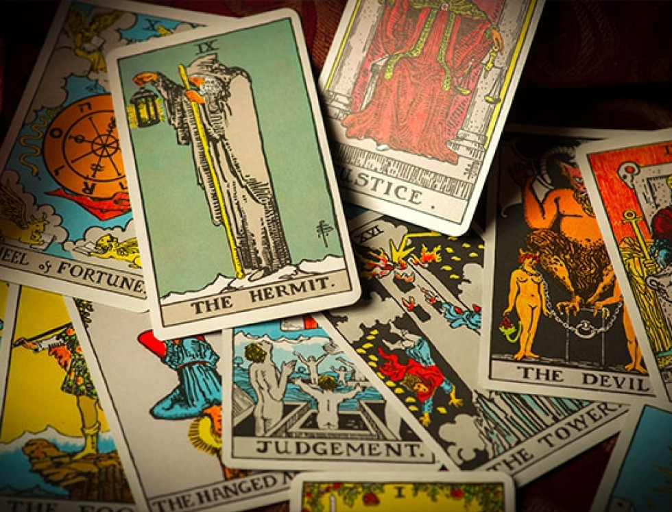 Ingyenes Tarot kártya jóslás